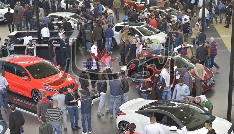صالون السيارات في مهبّ الريح