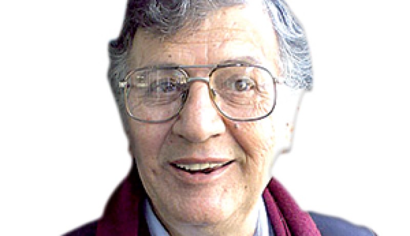 سميح القاسم خلفا لدرويش على رأس بيت الشعر العربي…تأخر وصول جثمان الشاعر محمود درويش إلى رام الله يؤخر جنازته ليوم الأربعاء