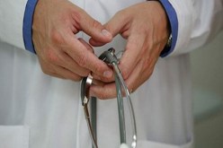 الـعلاج مجاني عند البريفي لفائدة 860 ألف تاجر وفلاح