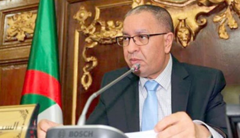 معسكر: غلق قاعات الحلاقة ومحلات بيع الحلويات ومنع التجمعات بالولاية