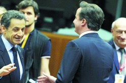 ساركوزي‮ ‬يتجنّب مصافحة‮ ‬ رئيس الوزراء البريطاني