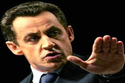 ساركوزي‮ ‬يكرم ‮01‬حركى في‮ ‬ذكرى قدماء محاربي‮ ‬الجيش الفرنسي