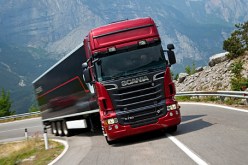 دروس إجبارية لسائقي الشاحنات والحافلات لمدة 3 سنوات