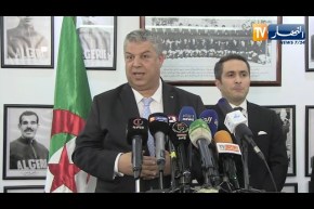 إنشاء لجنة مشتركة لإصلاح كرة القدم الجزائرية برئاسة محمد مشرارة