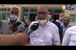 والي  معسكر  يدعو مواطنو ولاية معسكر للتوجه إلى صناديق الإقتراع والتعبير عن صوتهم