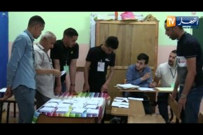 البيض: بداية فتح صناديق الإنتخابات وفرز الأصوات