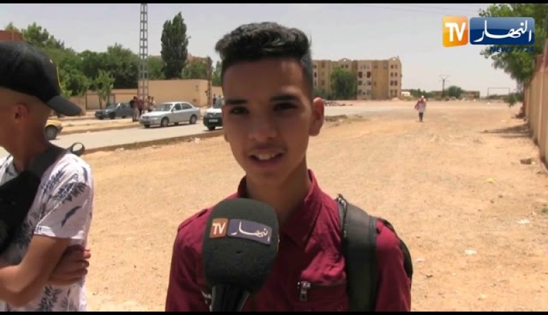 سعيدة: مترشحو إمتحانات “شهادة التعليم المتوسط” يجمعون على سهولة المواضيع