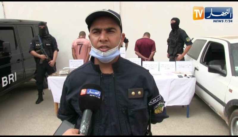 المسيلة: مصالح الأمـ.ـن تحجز 8344 قرص مـ.ـهلوس و4 5 كغ من الكـ.ـيف المعالج