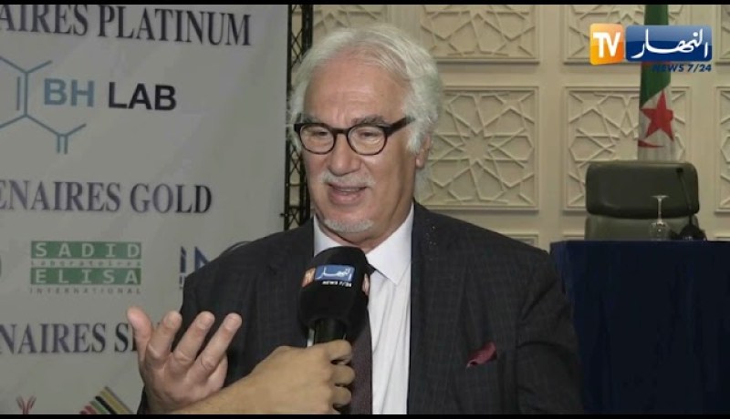 كمال صنهاجي: يجب تلقيـ.ـح 20 مليون جزائري في ظرف 3 إلى 4 أشهر