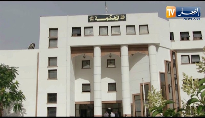 سطيف: عام حبـ.ـس نافذ و100 ألف غرامة مالية في حق متهميـ.ـن بتسريب مواضيع البكالوريا