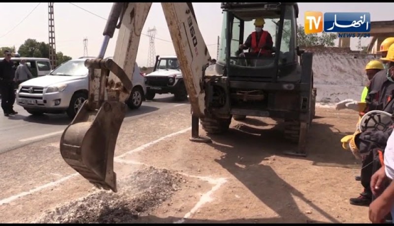 معسكر: مشاريع لفك العزلة بدائرة عقاز وتسليم اكثر من 100 كلم من الطرقات