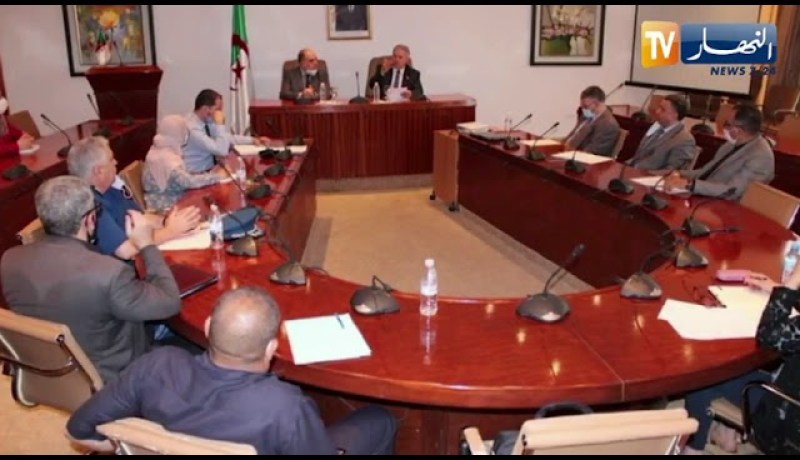 تنصيب اللجنة الوزارية المشتركة المكلفة بدراسة الملفات المتعلقة بنشاط وكلاء المركبات