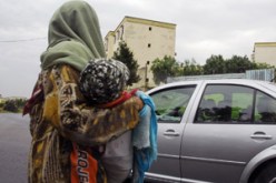 يجنون أضعاف ما يجنيه العامل العادي في يوم واحد:متسولون مزيفون يشقون طريقهم نحو الثراء بتيبازة