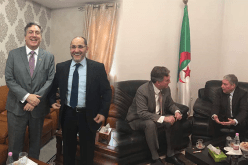 السفير الأمريكي ينزل ضيفا على مقري وبن فليس