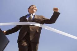 لن يرضى عنك هؤلاء مادام النجاح حليفك