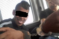 بالصور…سلفي و “الكلبشات” في يدي