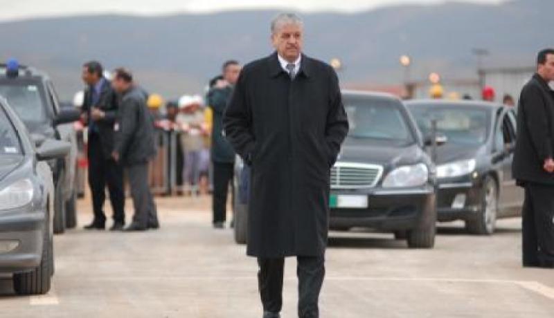 الوزير سلال يمنح عنابة حصة الأسد في قطاع تجهيزات التطهير