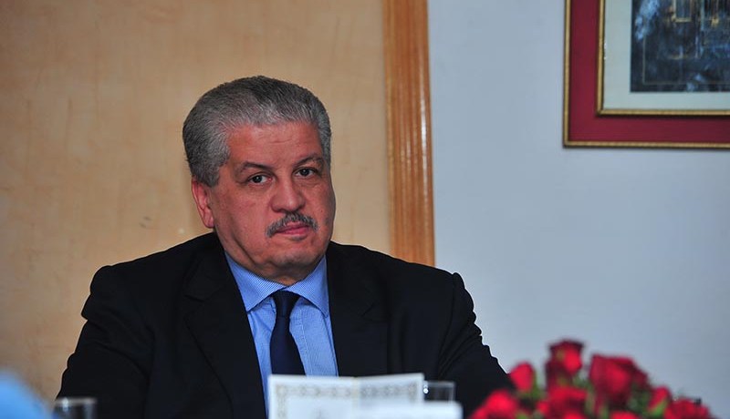 سلال يبحث أزمة النفط مع بوتين