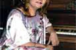 سلمى عنقر تجمع نخبة من المطربين في ''spéciale coupe du monde''