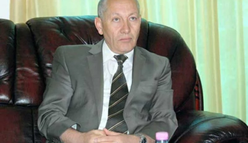 والي عنابة يعزي الجزائريين وأهالي ضحايا سقوط الطائرة العسكرية