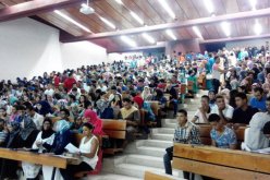 إستفادة 100 طالب وإطار جامعي من الدراسة و التكوين بالخارج