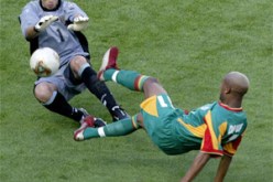 اللاعب السنغالي ديومانسي يغيب عن لقاء الجزائر