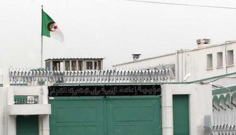 5 ‬مساجين‮ ‬يحتجزون رئيس حرّاس بسركاجي‮ ‬في‮ ‬زنزانة ويهددون بشنقه