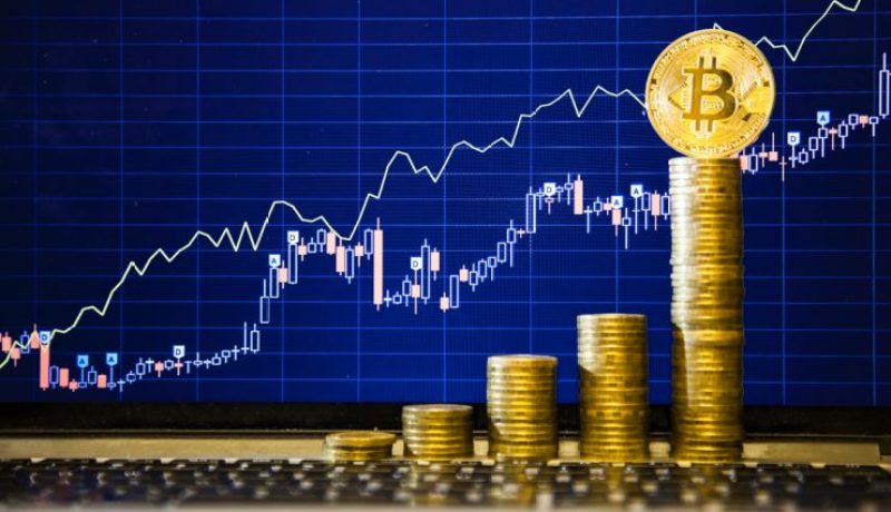 بتكوين يخالف التوقعات و يواصل صعوده الجنوني