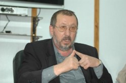 احتفالات تأميم المحروقات بوهران