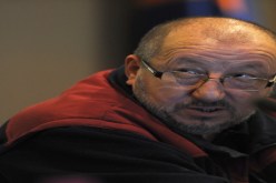 يفضّل العمال على المسؤولين