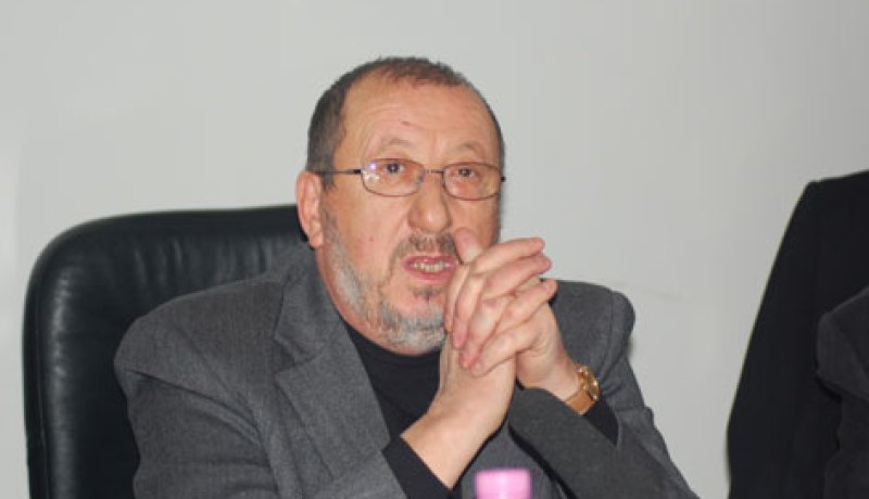 سيدي السعيد يرفع مشاكل ومطالب العمال إلى الحكومة الجديدة