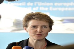 وزيرة سويسرية تحث الأثرياء الأجانب المقيمين على تعلم احدى اللغات الوطنية