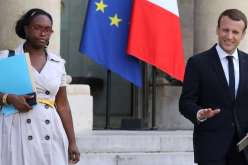ماكرون يُعين سيدة من أصل سينغالي متحدثة بإسم الحكومة