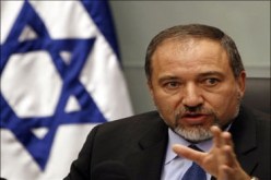 ليبرمان  يؤكد ان العمليات ضد غزة ليست حربا شاملة بل عملية عسكرية أهدافها محددة