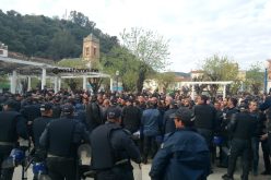 مقصـيون من السكن يحتجّون في القل بسكيكدة