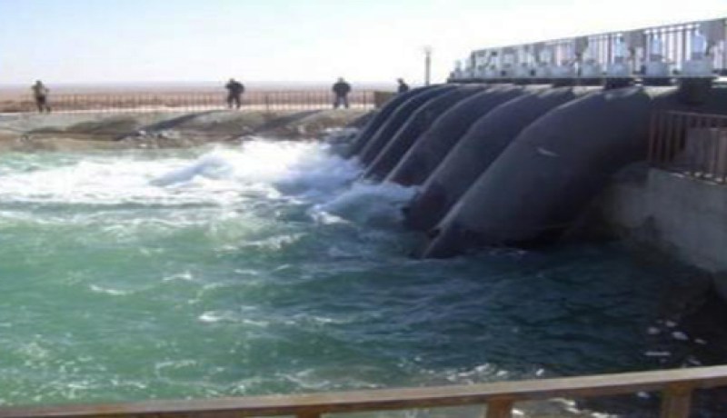 والي سكيكدة:مشكل التزود بالماء الشروب سيحل قريبا