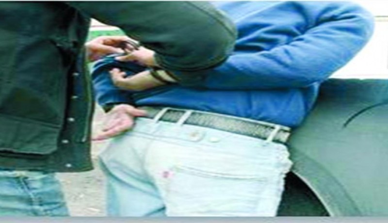 القبض على اخطر متهم في السرقة بالنشل بالسوق الأسبوعي في سكيكدة