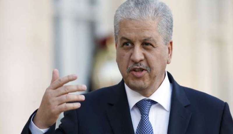 سلال يستقبل وزير الشؤون الخارجية والعلاقات التجارية الخارجية المجري