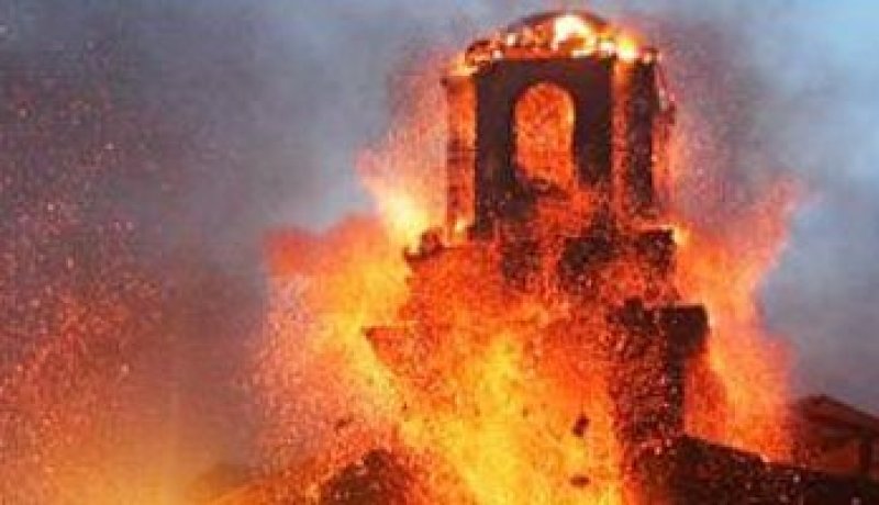 الطوارئ الروسية: مصرع وإصابة 16 شخصا فى حريق بمصنع بسيبيريا