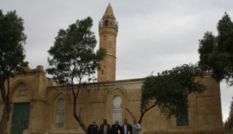 المقاومة تحذر إسرائيل من إقامة مهرجان النبيذ فى باحة مسجد بئر السبع