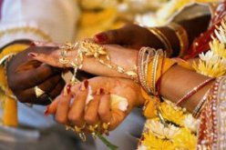 هندى يحبس زوجته في الحمام لثلاث سنوات