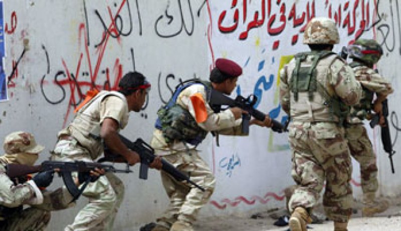 مقتل وإصابة سبعة أشخاص فى تفجير مزدوج بعبوتين ناسفتين بالعراق