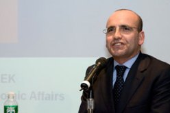 وزير المالية التركي: تركيا أنفقت نحو 275 مليون دولار على اللاجئين السوريين