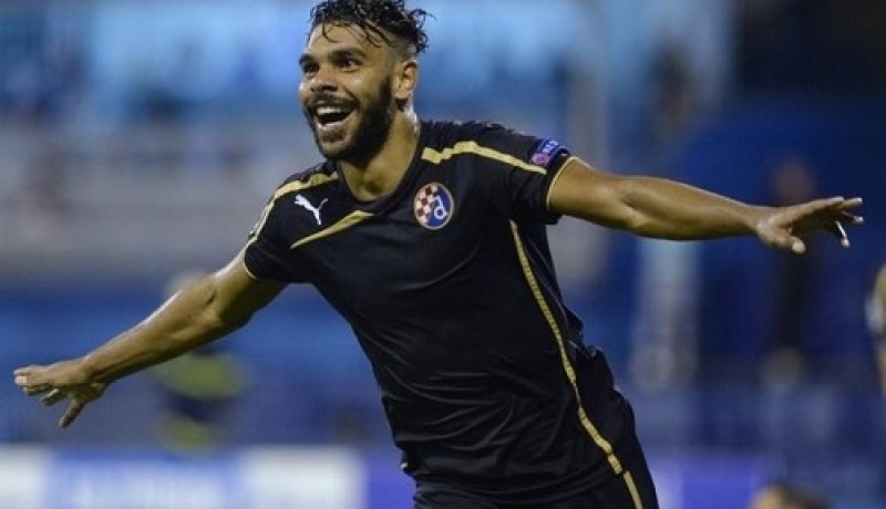 سوداني يتعادل أمام مواطنه حمرون تحضيرا للمشاركة في دوري أبطال أوروبا