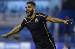 سوداني يمدد عقده مع دينامو زغرب إلى غاية 2020