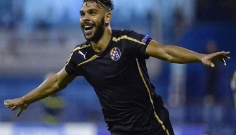 سوداني يمدد عقده مع دينامو زغرب إلى غاية 2020