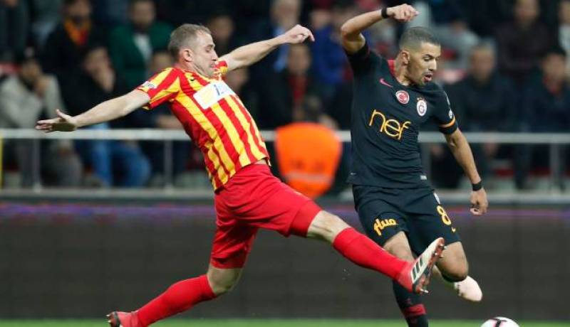 فيغولي يوجه رسالة خاصة لمدرب “غلطة سراي”