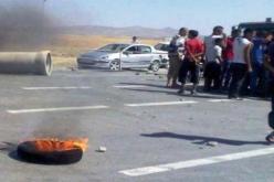 عمال لونباق يغلقون الطريق الوطني رقم45 للمطالبة بالزيادة في الأجور بالبرج