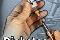 مريض السكري يعاني من حدة التهابات الأعصاب والأطراف ليلا