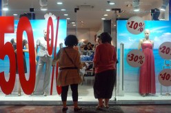 البيع صولد مرتين في السنة فقط